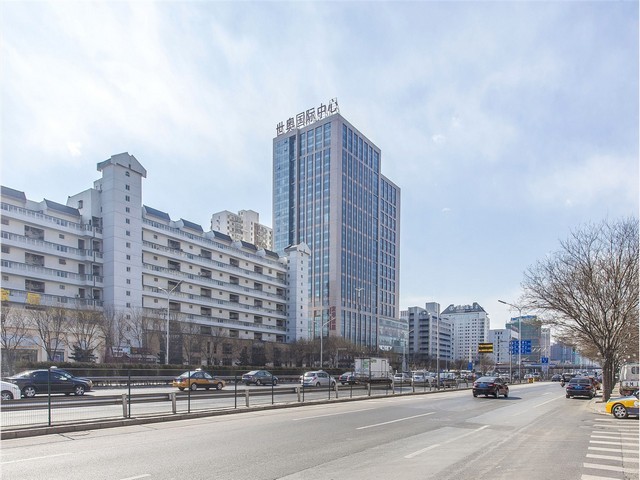 报考考驾校费用